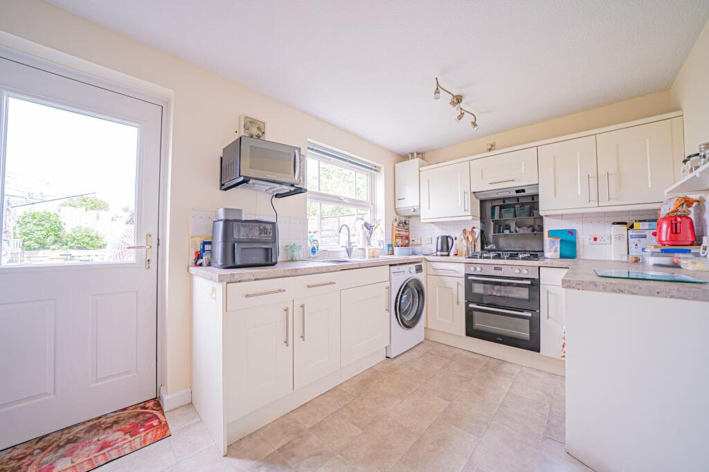 Additional image 2 of Winster Avenue, Dorridge, B93