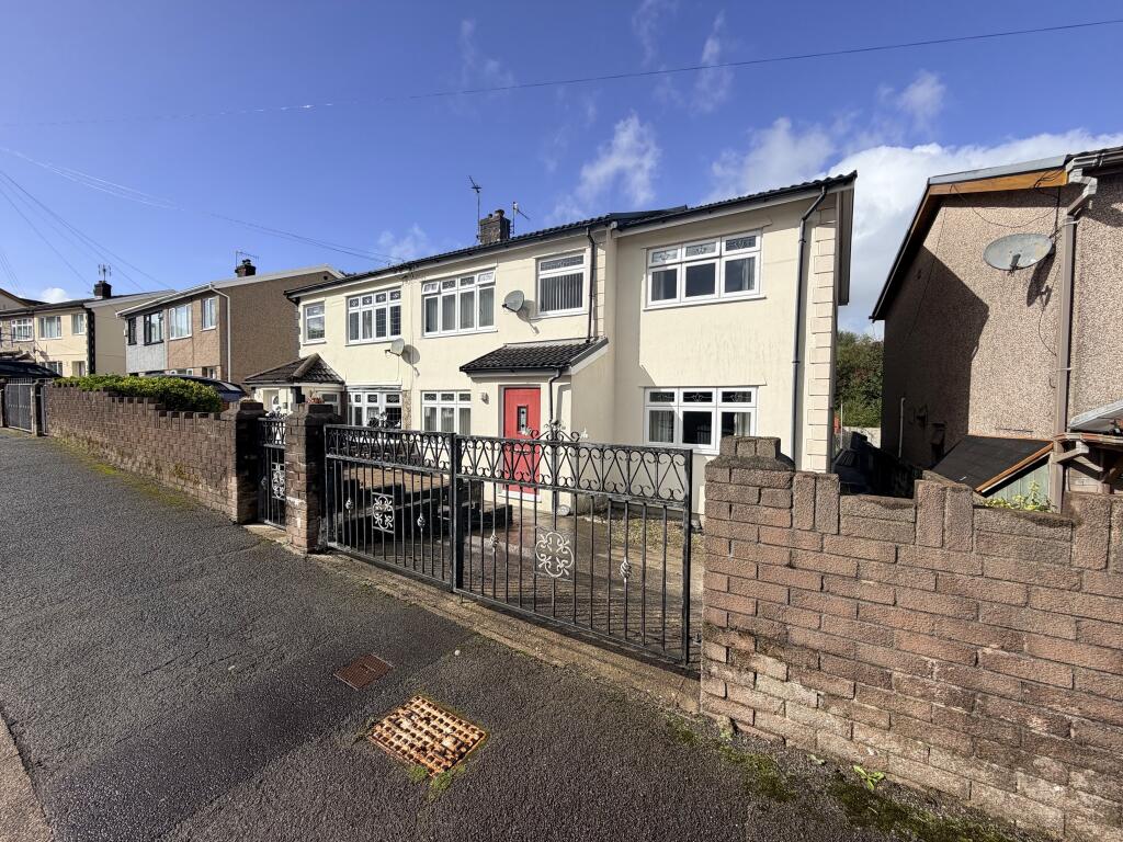 House in Cardiff - View 2