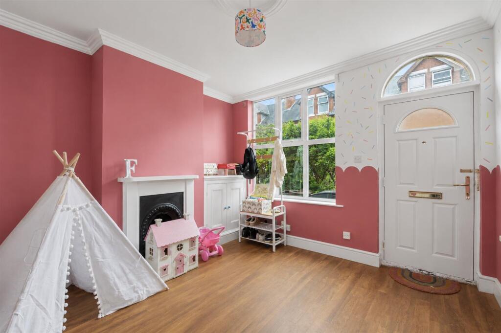 House in Nottingham, Long Eaton - View 2