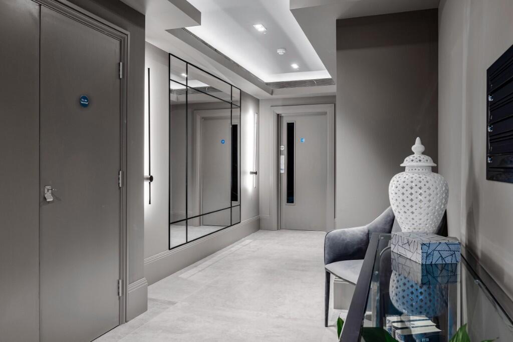 Additional image 10 of Caddington House, New Road, Digswell, Welwyn, Hertfordshire, AL6