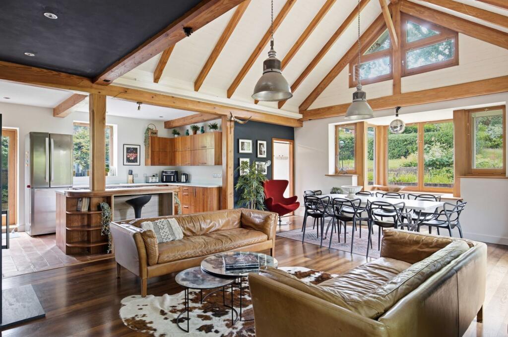 Ashley Road, Rotherfield, TN6 photo 2