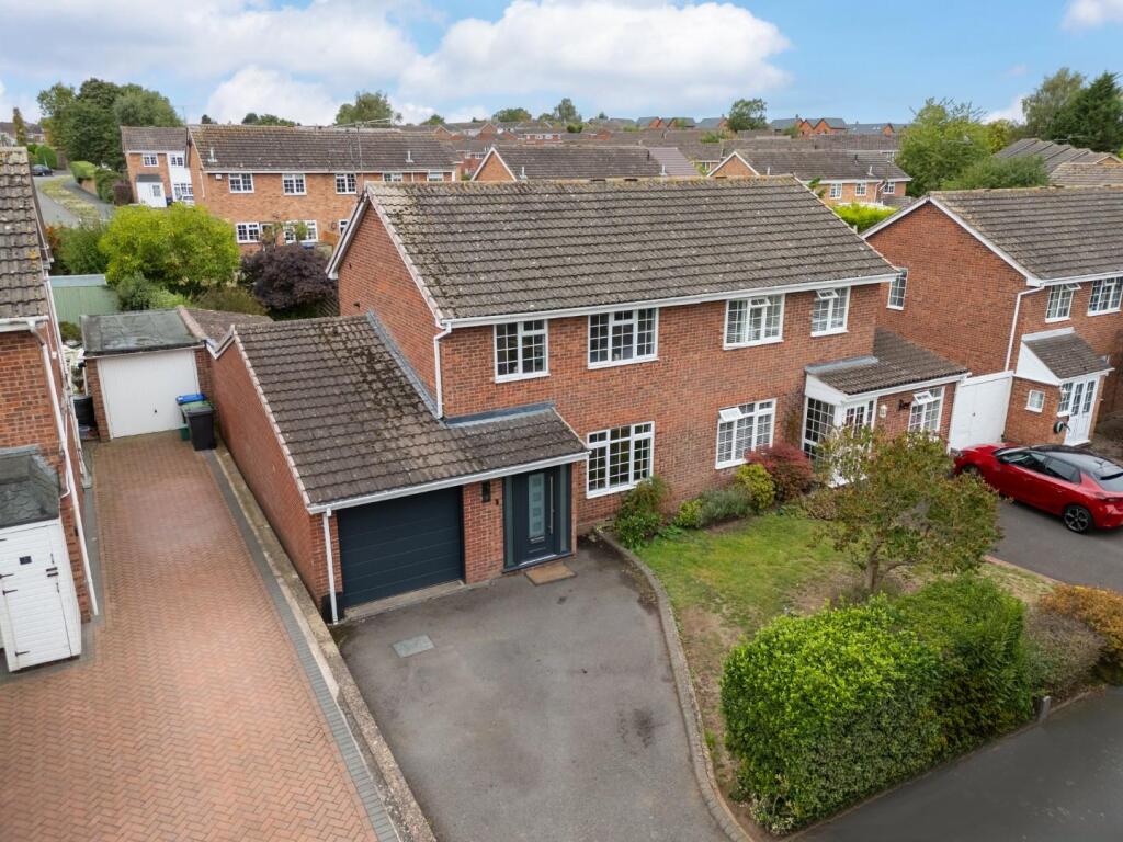 Main image of property: Farm Walk, Bishops Tachbrook, Leamington Spa