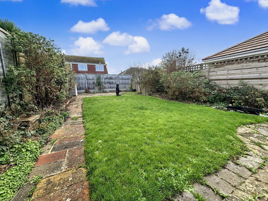 Malines Avenue, Peacehaven, BN10 7RR photo 3