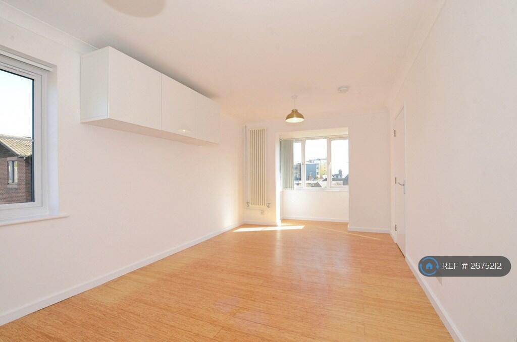 Main image of property: West St, Watford, WD17