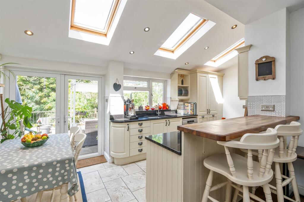 Hillfield Road, Solihull photo 2