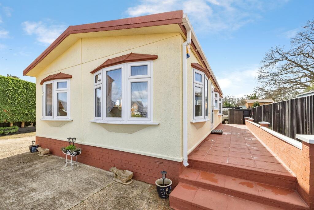 Main image of property: Eastbury Road, Watford