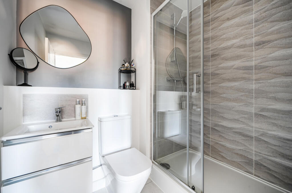 Apartment in Binfield, Blue Mountain, Temple Park - View 5