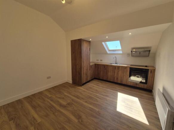 Flat 5