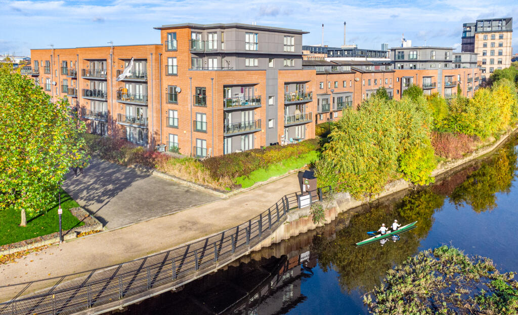 Main image of property: Aire Quay, Leeds, LS10
