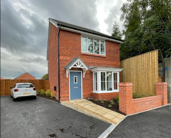 Main image of property: Kirkmanshulme Lane, Manchester, M18