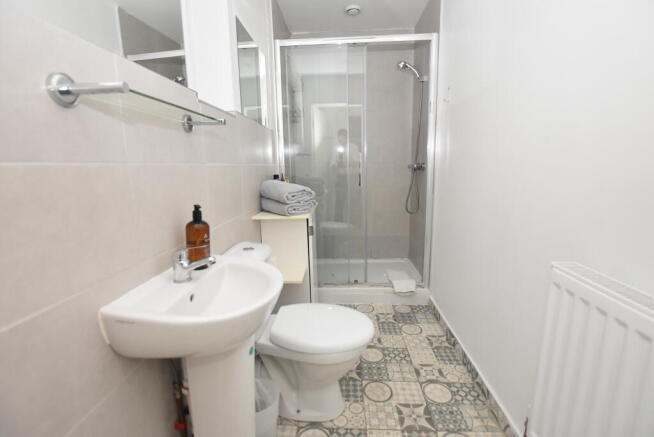Flat A - Shower Room T202411291519.jpg