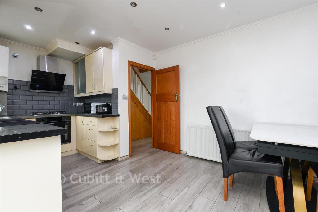 House in Redhill - More