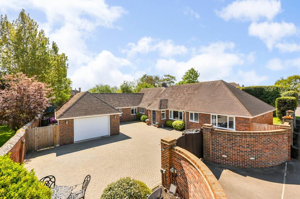 4-bed house on Sussex Road, New Romney, Kent, TN28, £750,000