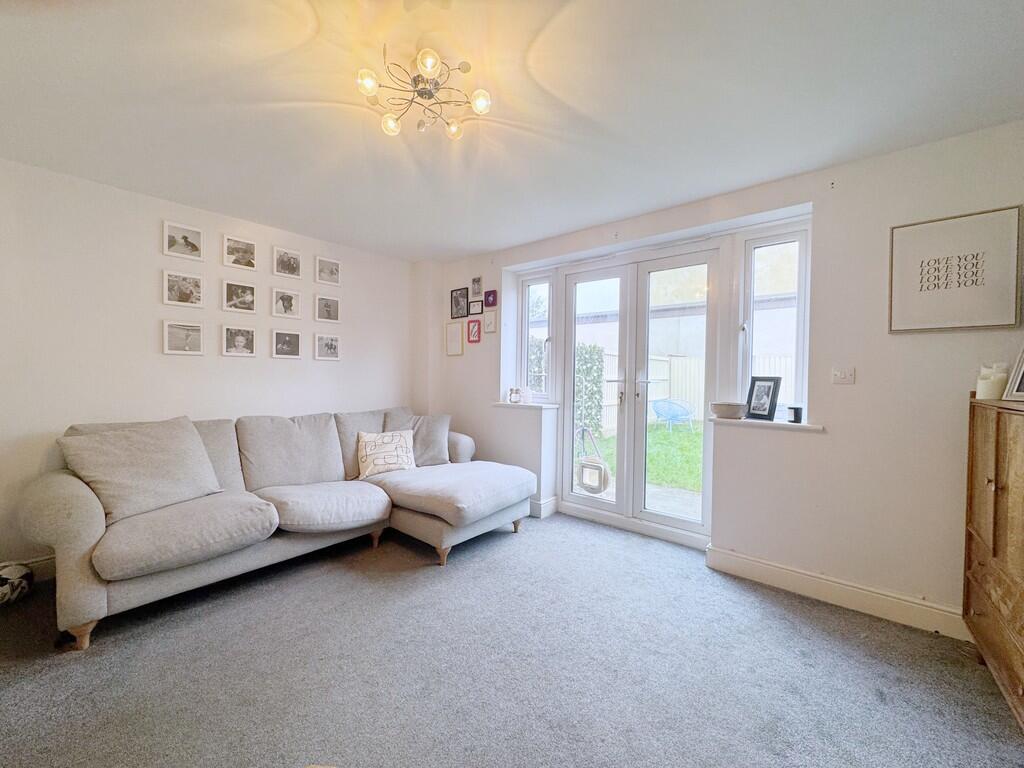 Dunsmore Court, Hillmorton  photo 3