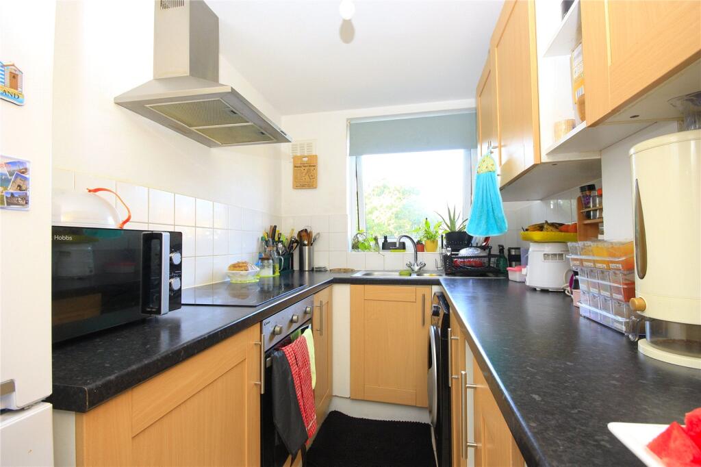 Apartment in Portsmouth - View 5