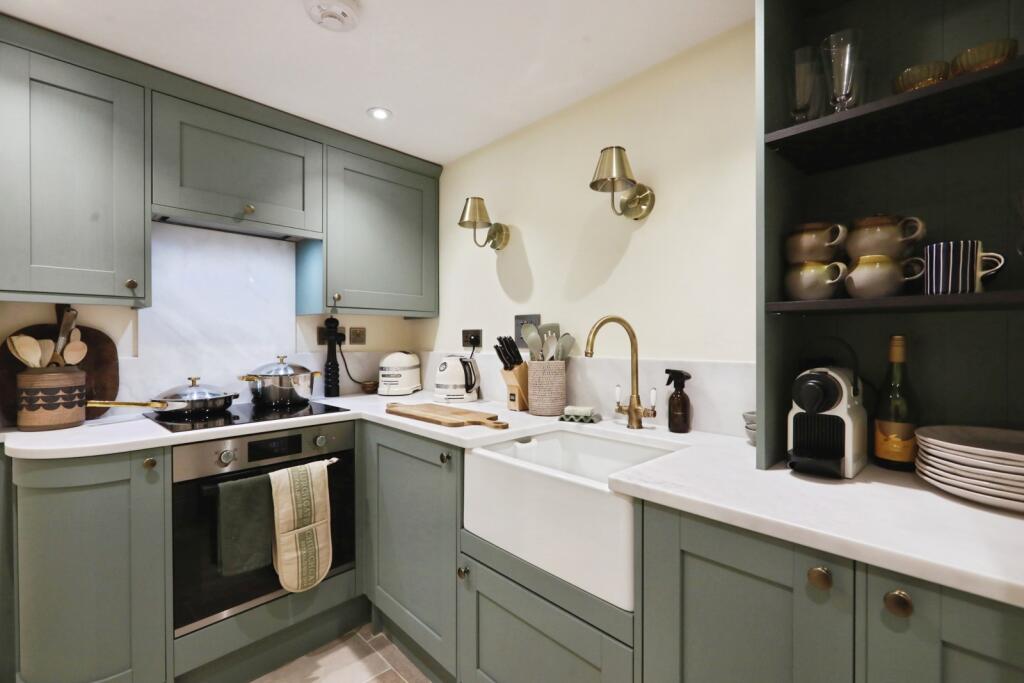 House in West Oxfordshire, Chipping Norton - More