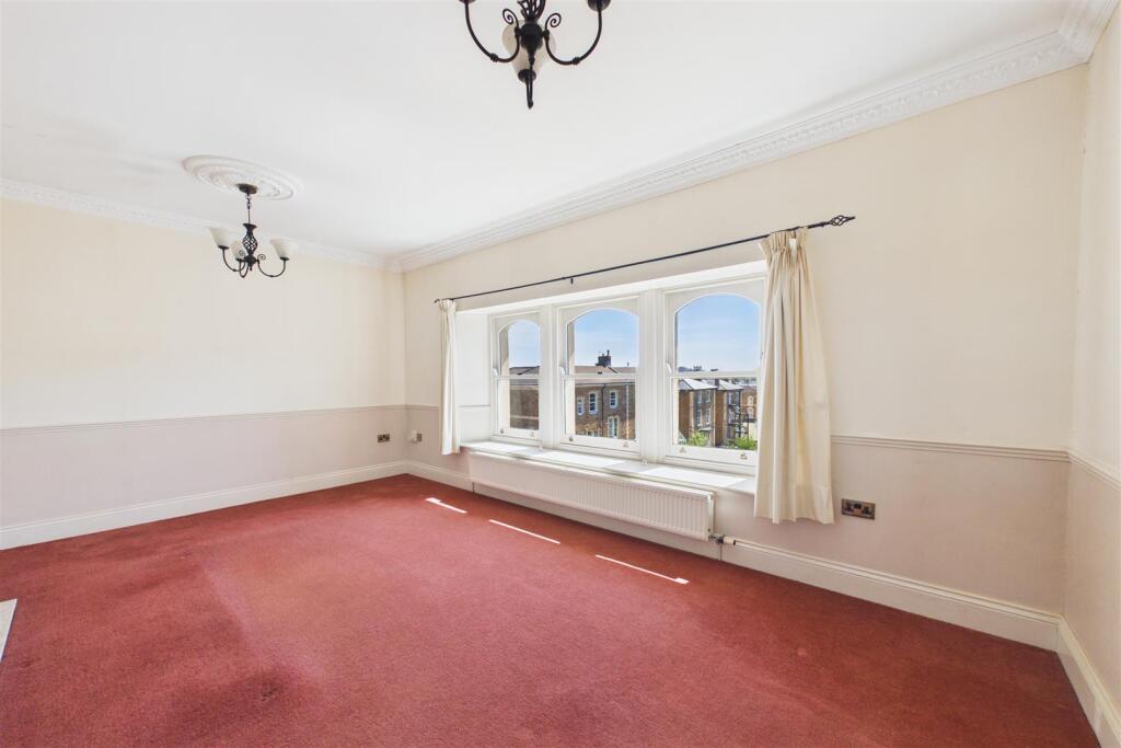 Apartment in Bristol - View 2