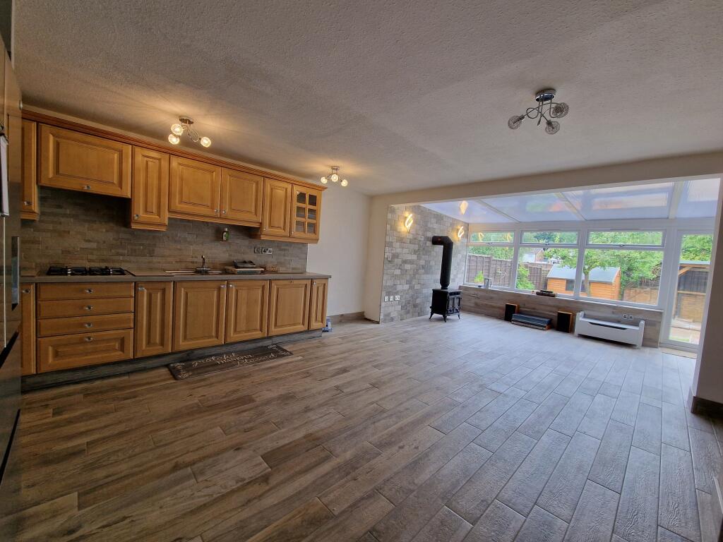 House in Wolverhampton, West Midlands - View 3