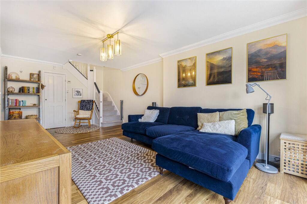 House in Bromley - View 5