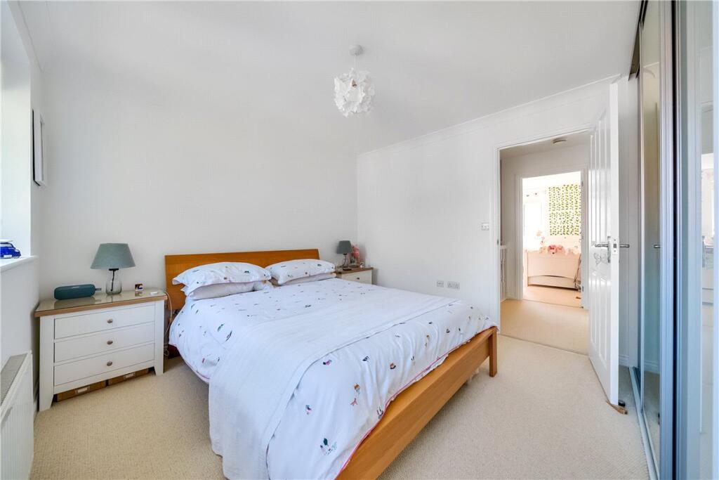 House in Basingstoke and Deane, Bere Hill, Whitchurch - View 5