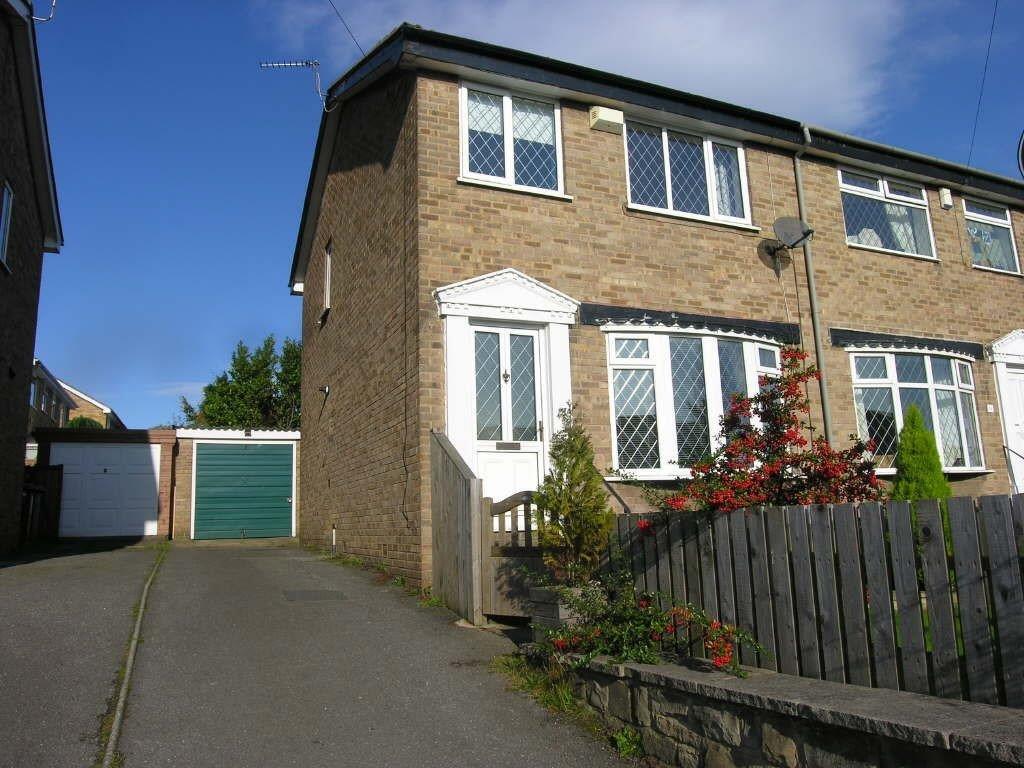 Main image of property: Upper Lane, Netherton, WF4 4NG