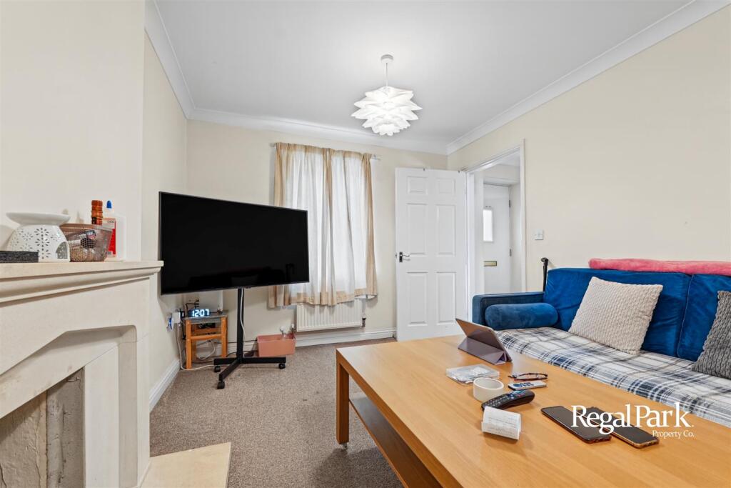 House in Peterborough, Hampton, Hampton Hargate - View 5