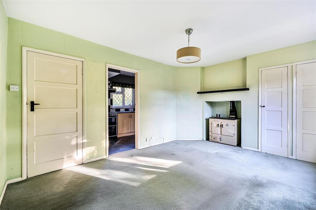House in Canterbury - View 3
