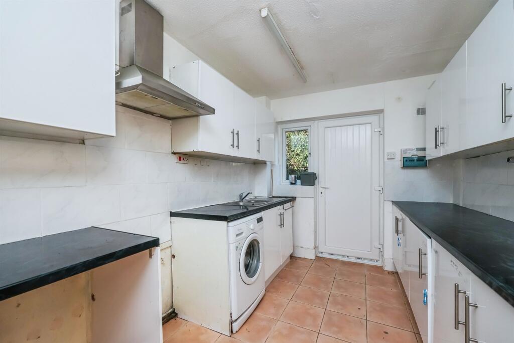 Bailey Brook Crescent, Langley Mill, Nottingham photo 3