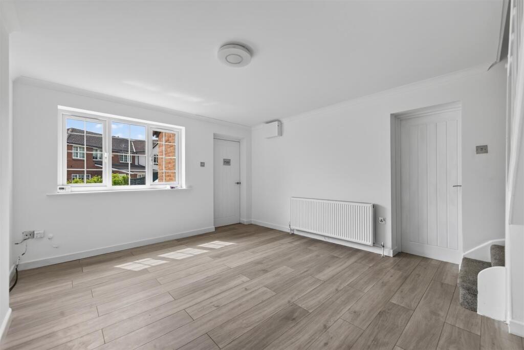 House in Milton Keynes, Great Holm, Loughton and Great Holm - View 4