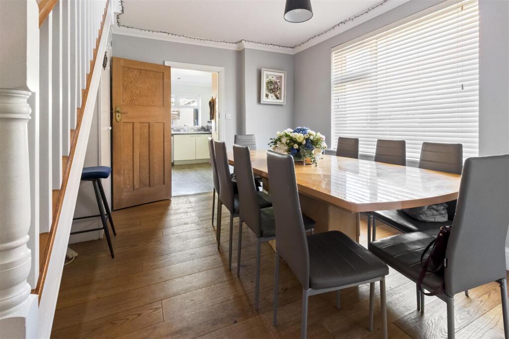 House in Brighton - View 3