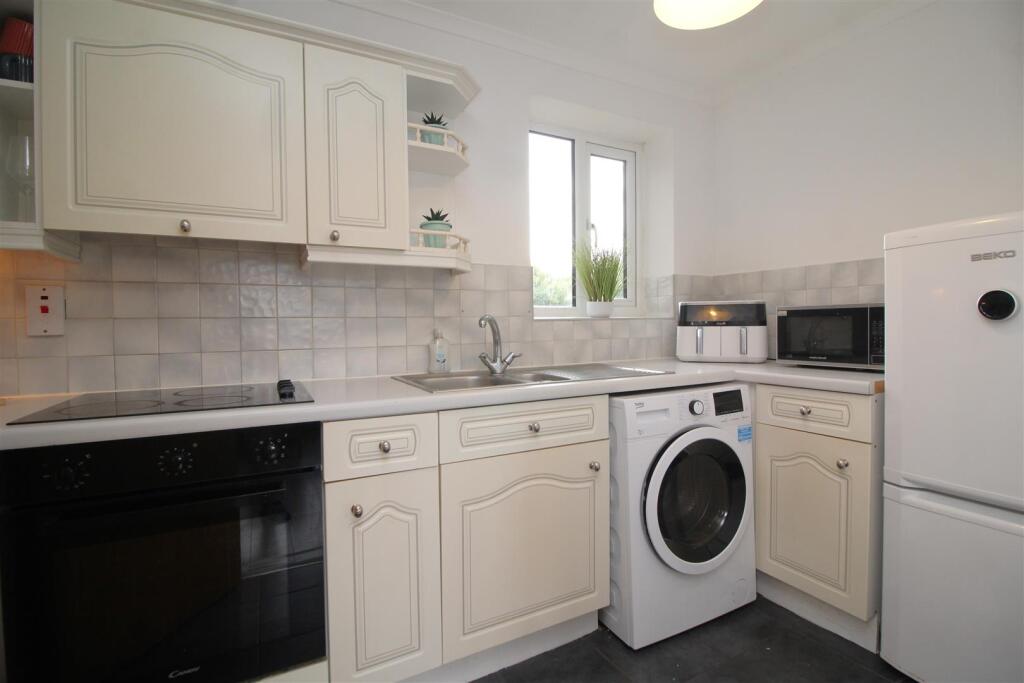Apartment in Peterborough - View 4