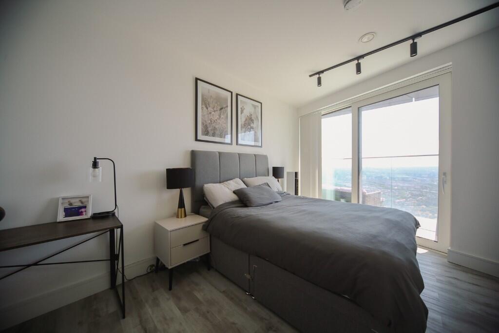 Apartment in London - View 4