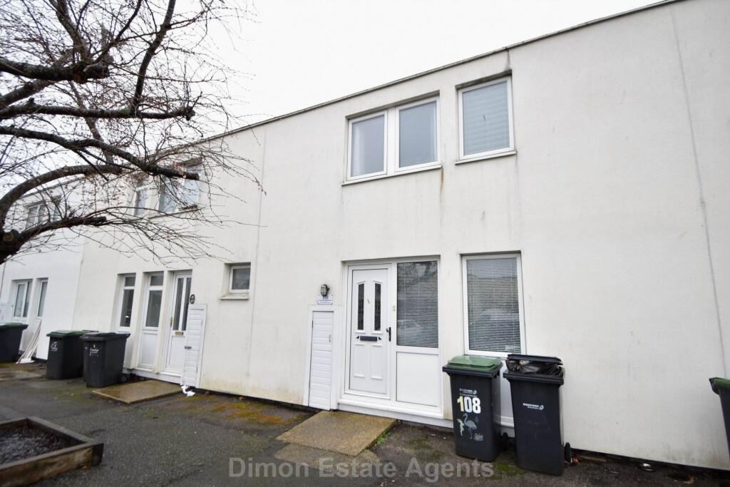 3-bed terraced on Cornwell Close, Gosport, £152,500