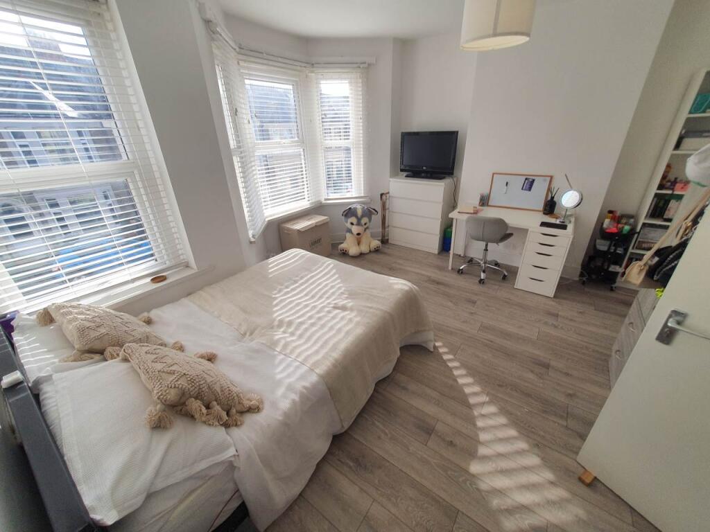 House in Cardiff - View 2