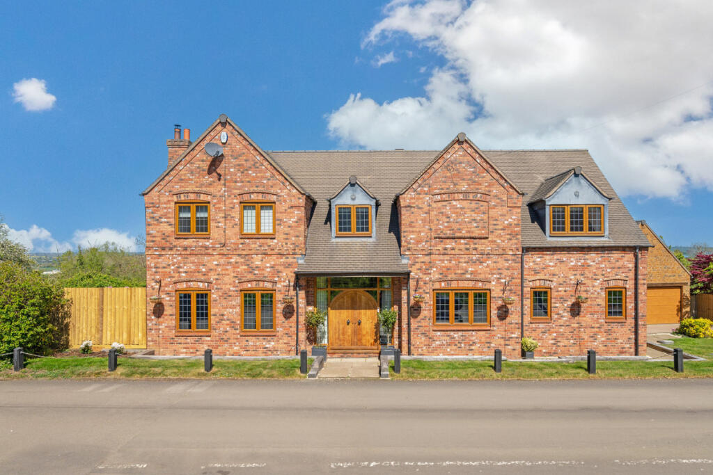 Main image of property: Flecknoe, Rugby, Warwickshire CV23 8AY