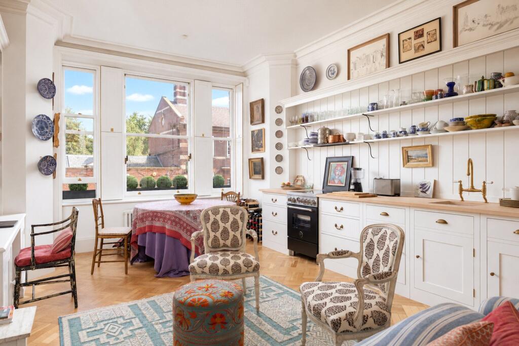 Apartment in London - View 4