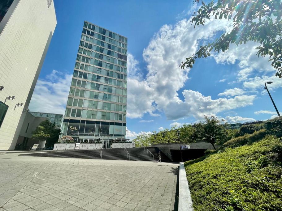 Main image of property: Manhattan House, The Hub