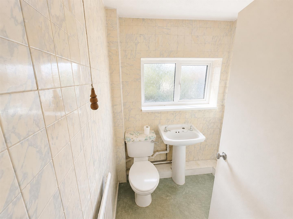 House in Northampton - View 5