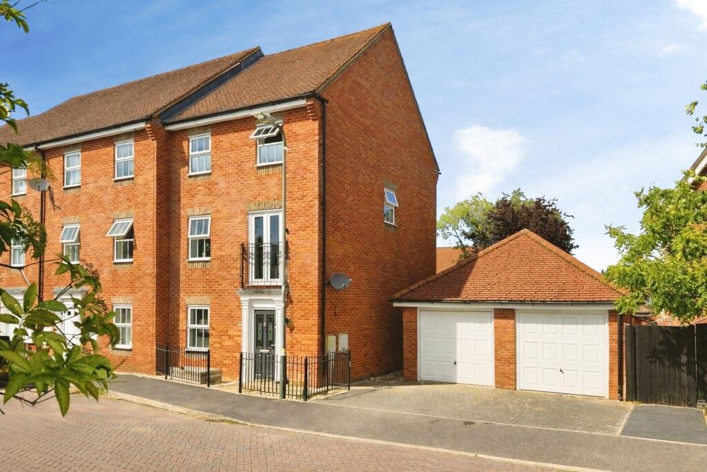 Main image of property: Creswell, Hook, Hampshire, RG27