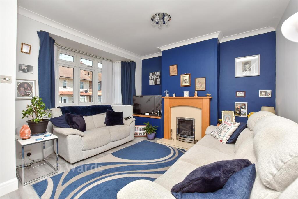 House in Rochester - View 3