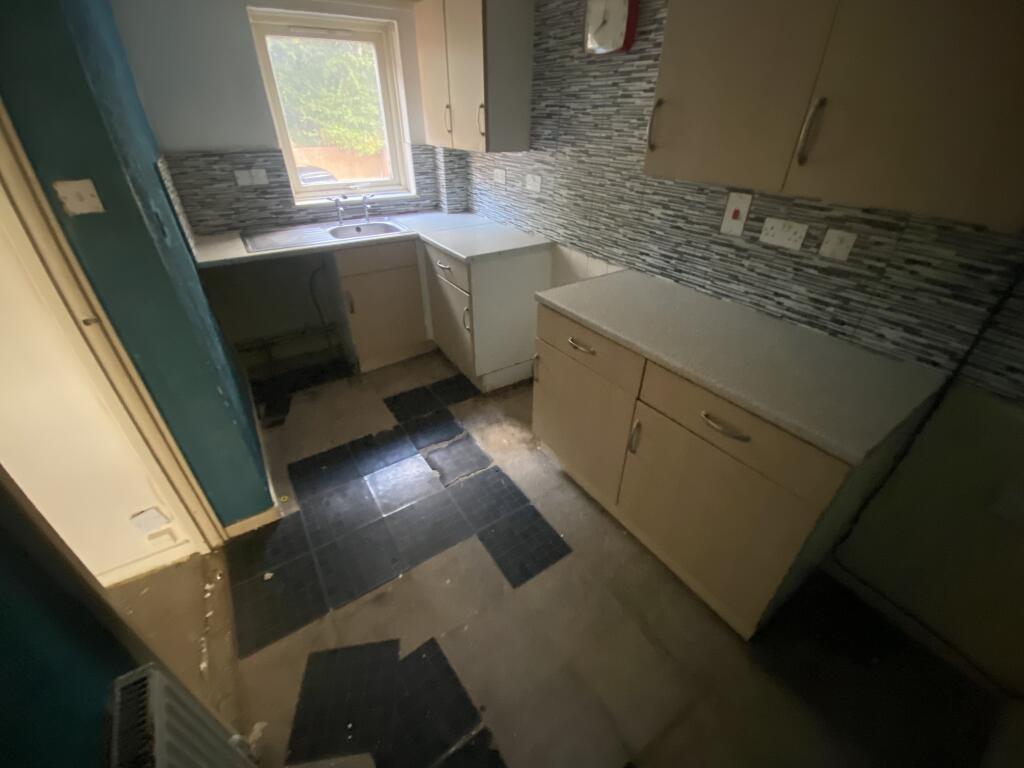 Apartment in Sheffield - View 5