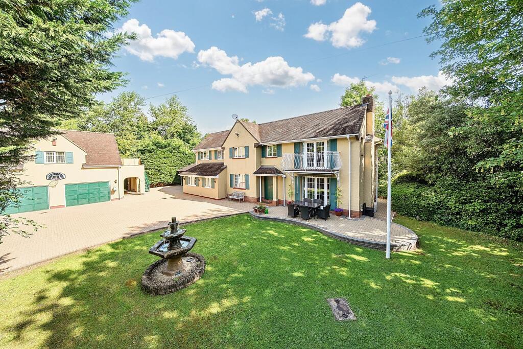Main image of property: Swiss Vale House, magnificent 5 bed home with detached 1 bed annexe, BS49