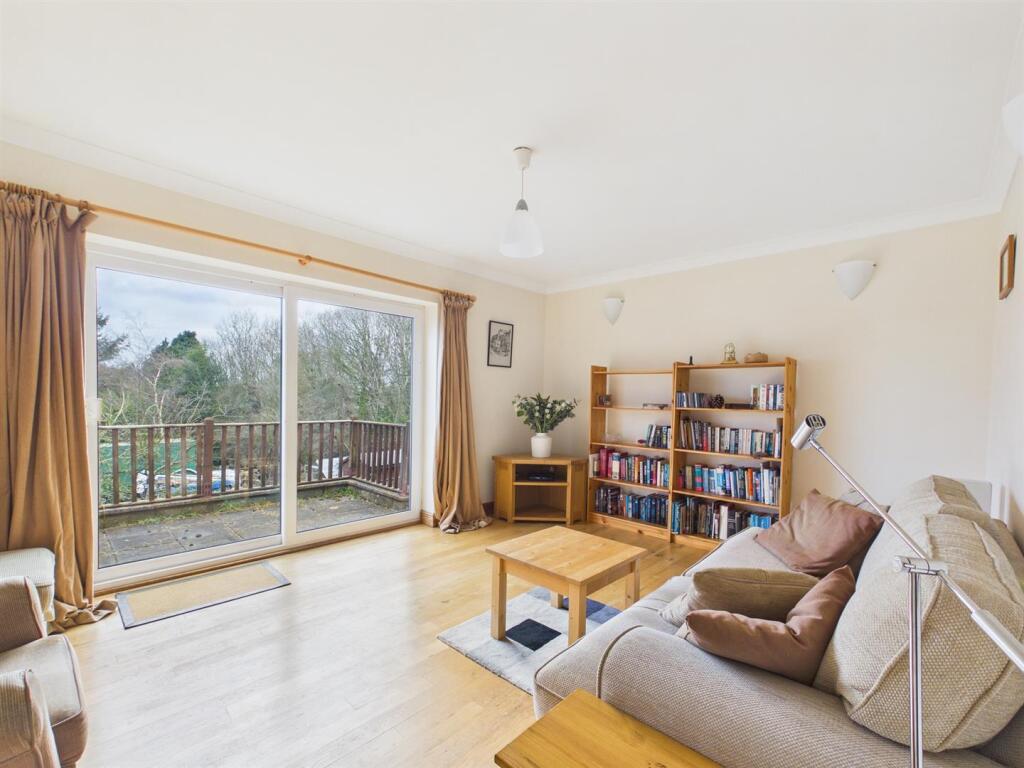 Pear Tree Croft, Darley Dale, Matlock photo 3