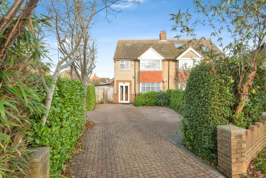 Main image of property: Shefford Road, Clifton, Shefford, SG17 5QS