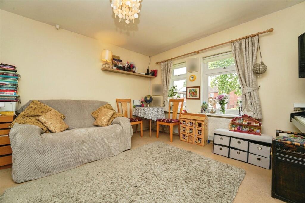 Ryeland Close, Worcester, Worcestershire, WR3 - More