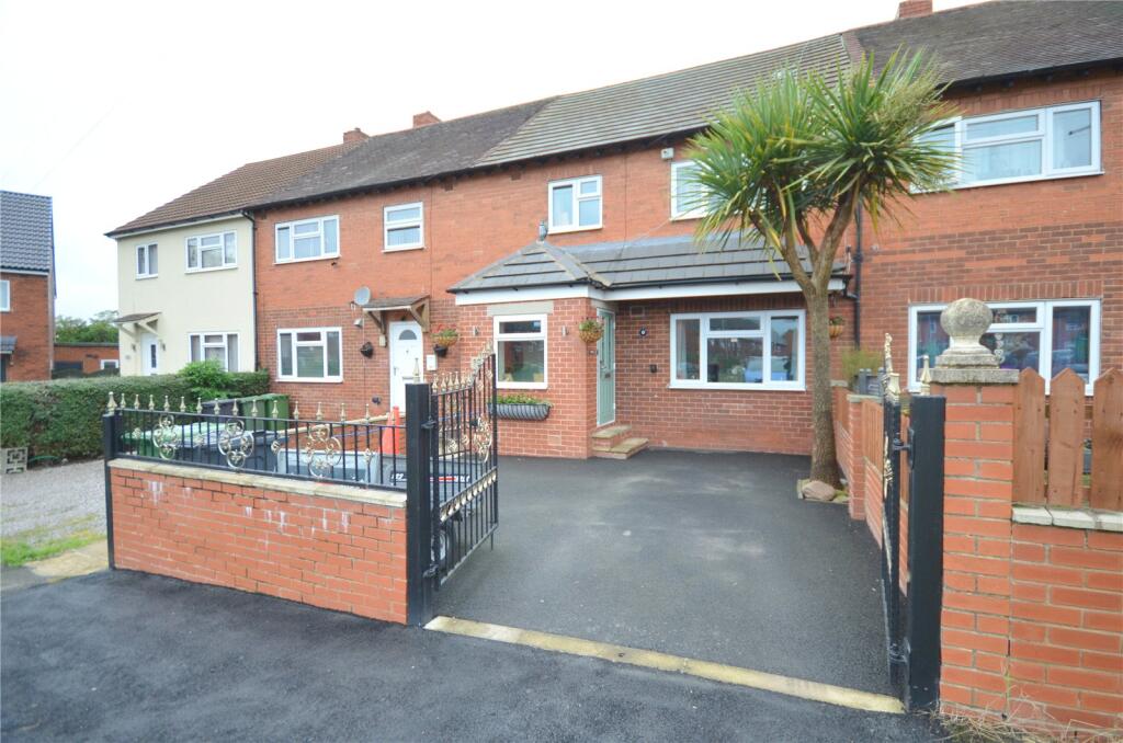 Foxroyd Drive, Mirfield, West Yorkshire, WF14 photo 2