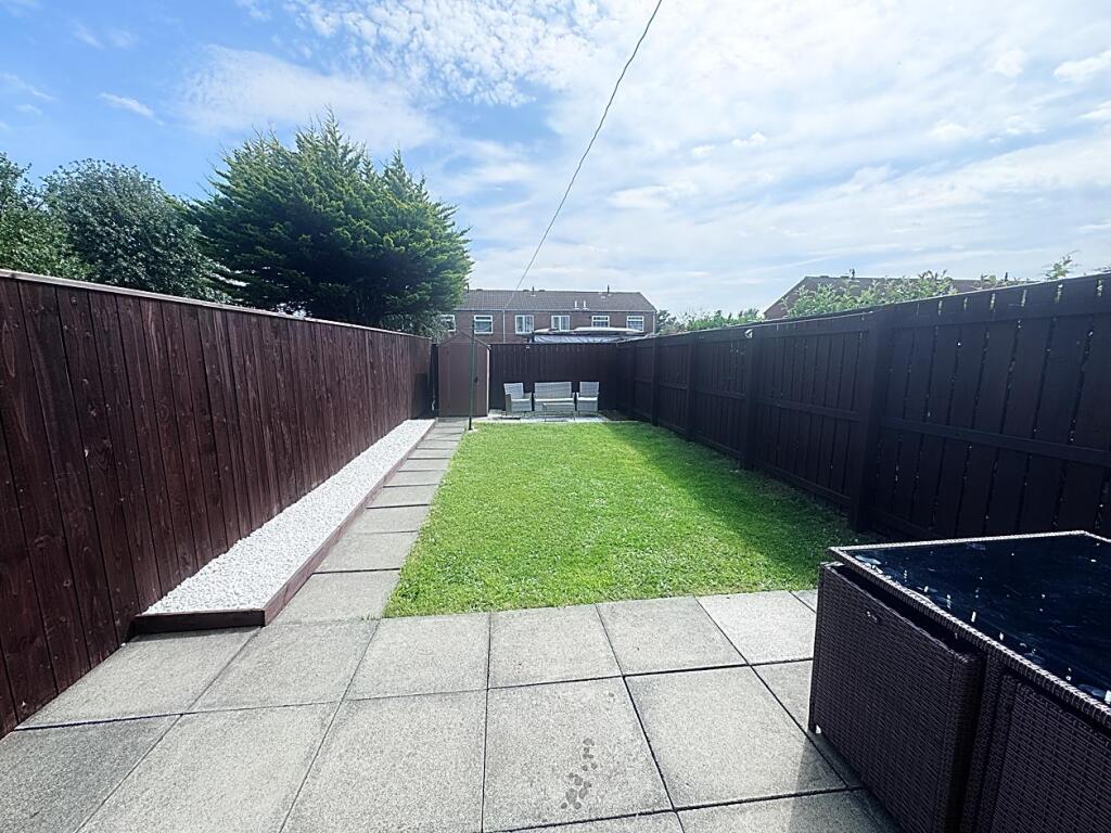 Burlington Court, Wallsend photo 4