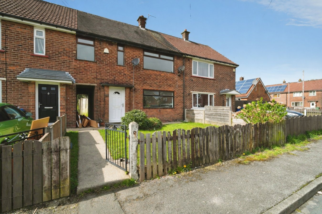 Main image of property: Somerset Avenue, Tyldesley, Manchester, M29