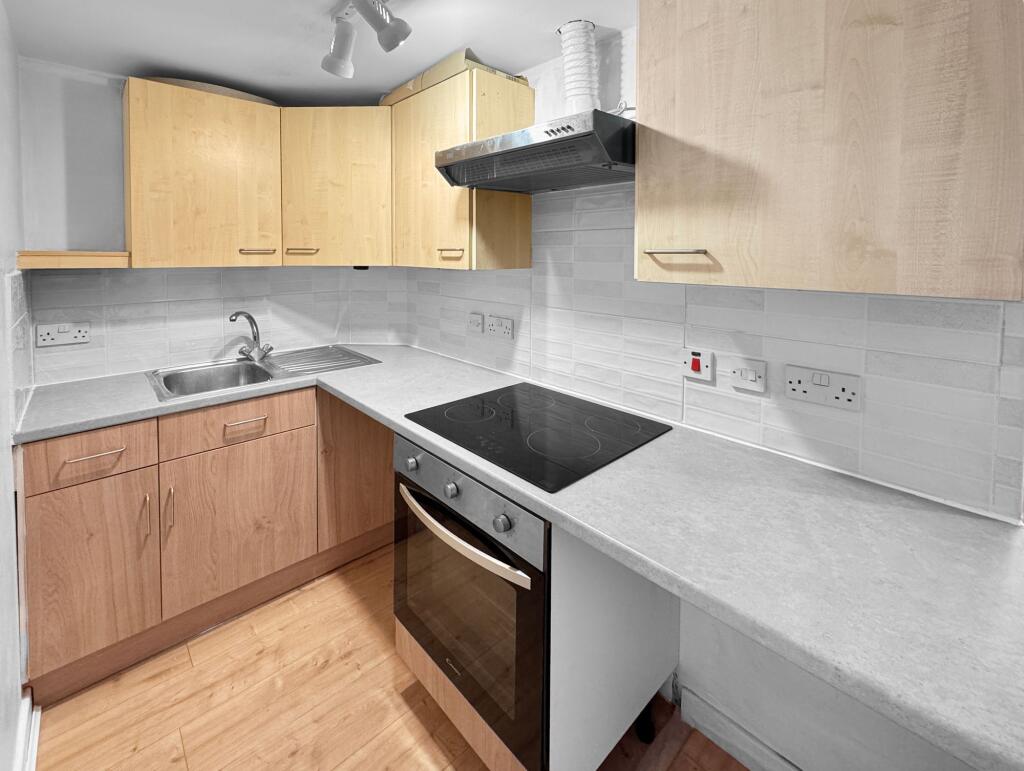 Apartment in Portsmouth - View 4