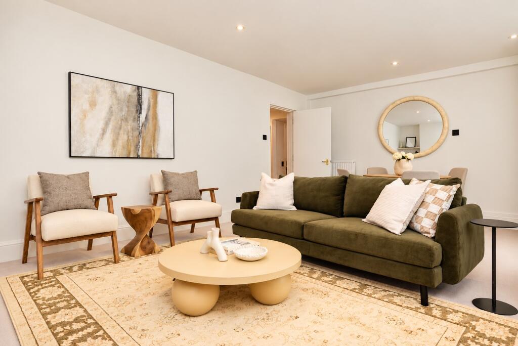 Apartment in London - View 2